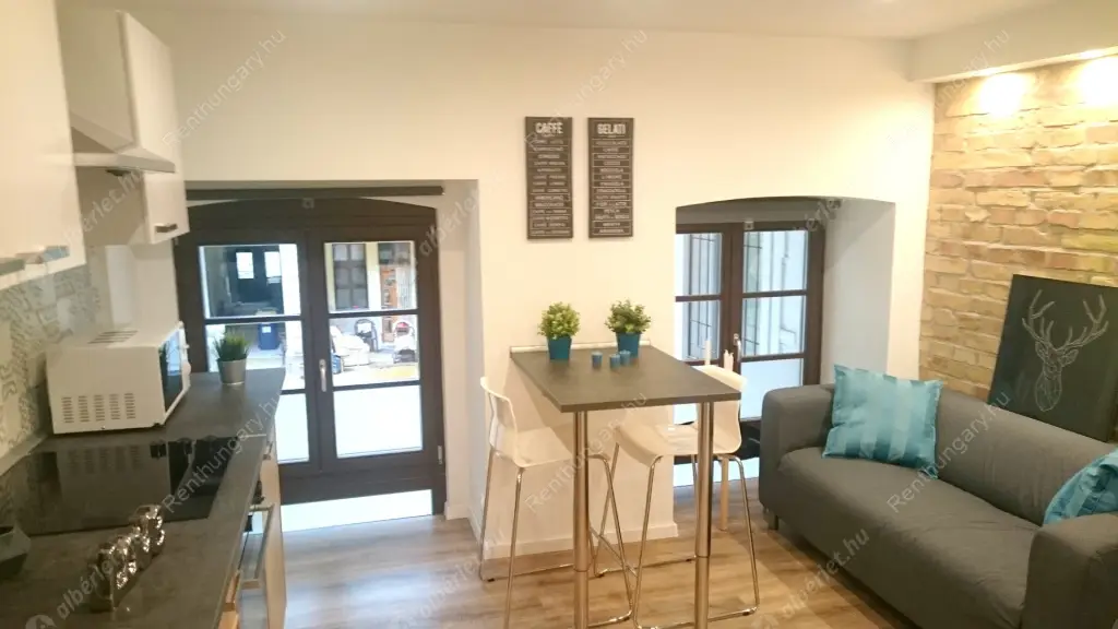 Kiadó albérlet 199000 Ft/hó áron: Budapest, VI. kerület  Rózsa utca. Mérete: 27 nm, 1 szobás | Alberlet.hu - 6634246