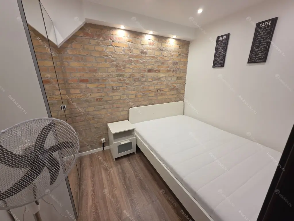 Kiadó albérlet 195000 Ft/hó áron: Budapest, VI. kerület  Rózsa utca. Mérete: 27 nm, 1 szobás | Alberlet.hu - 6650671