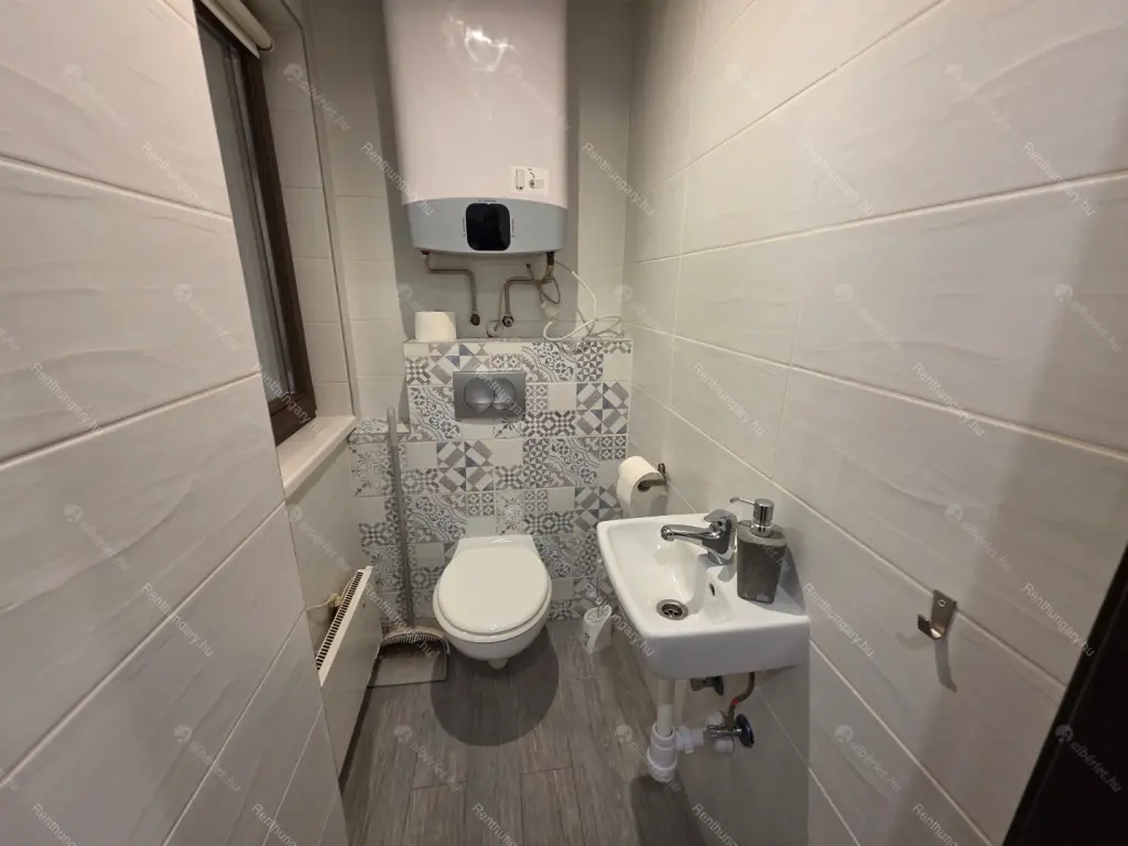 Kiadó albérlet 195000 Ft/hó áron: Budapest, VI. kerület  Rózsa utca. Mérete: 27 nm, 1 szobás | Alberlet.hu - 6650675