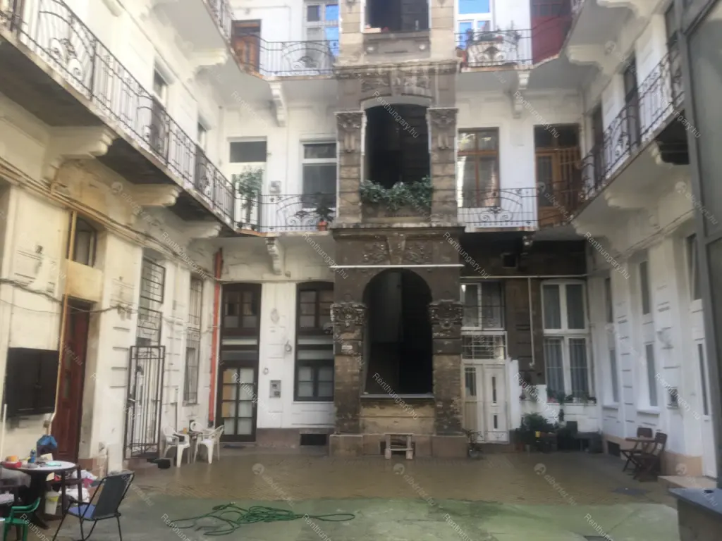 Kiadó albérlet 195000 Ft/hó áron: Budapest, VI. kerület  Rózsa utca. Mérete: 27 nm, 1 szobás | Alberlet.hu - 6650686