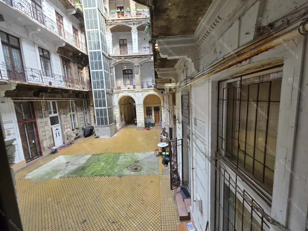 Kiadó albérlet 195000 Ft/hó áron: Budapest, VI. kerület  Rózsa utca. Mérete: 27 nm, 1 szobás | Alberlet.hu - 6667466