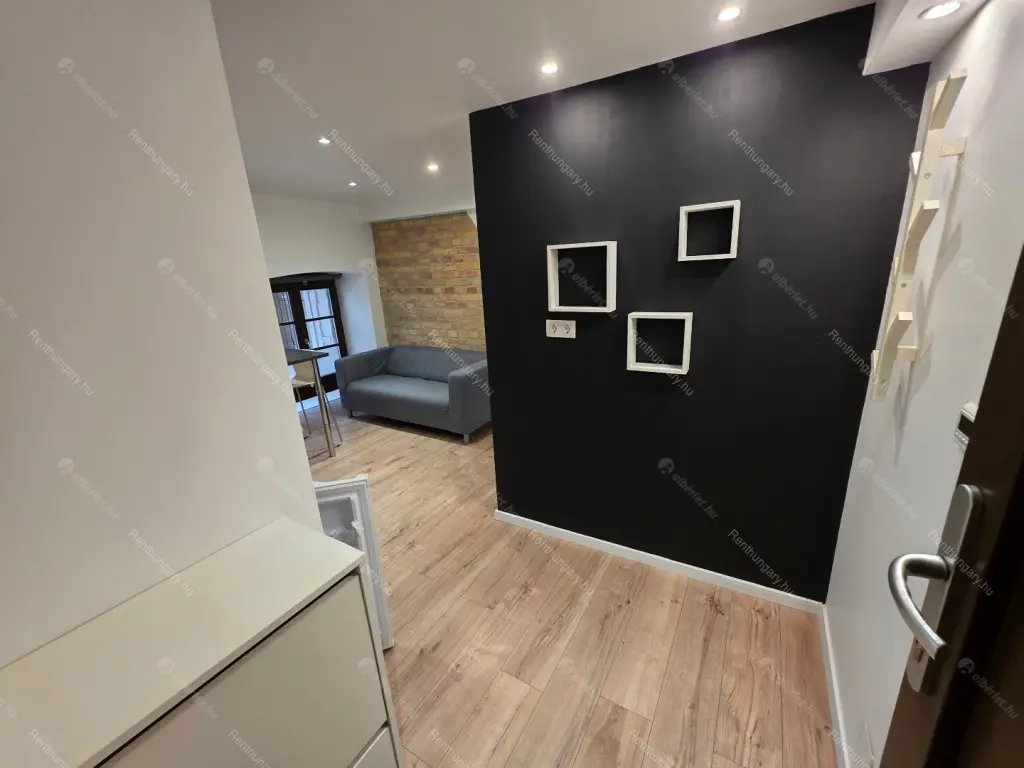 Kiadó albérlet 195000 Ft/hó áron: Budapest, VI. kerület  Rózsa utca. Mérete: 27 nm, 1 szobás | Alberlet.hu - 6667469