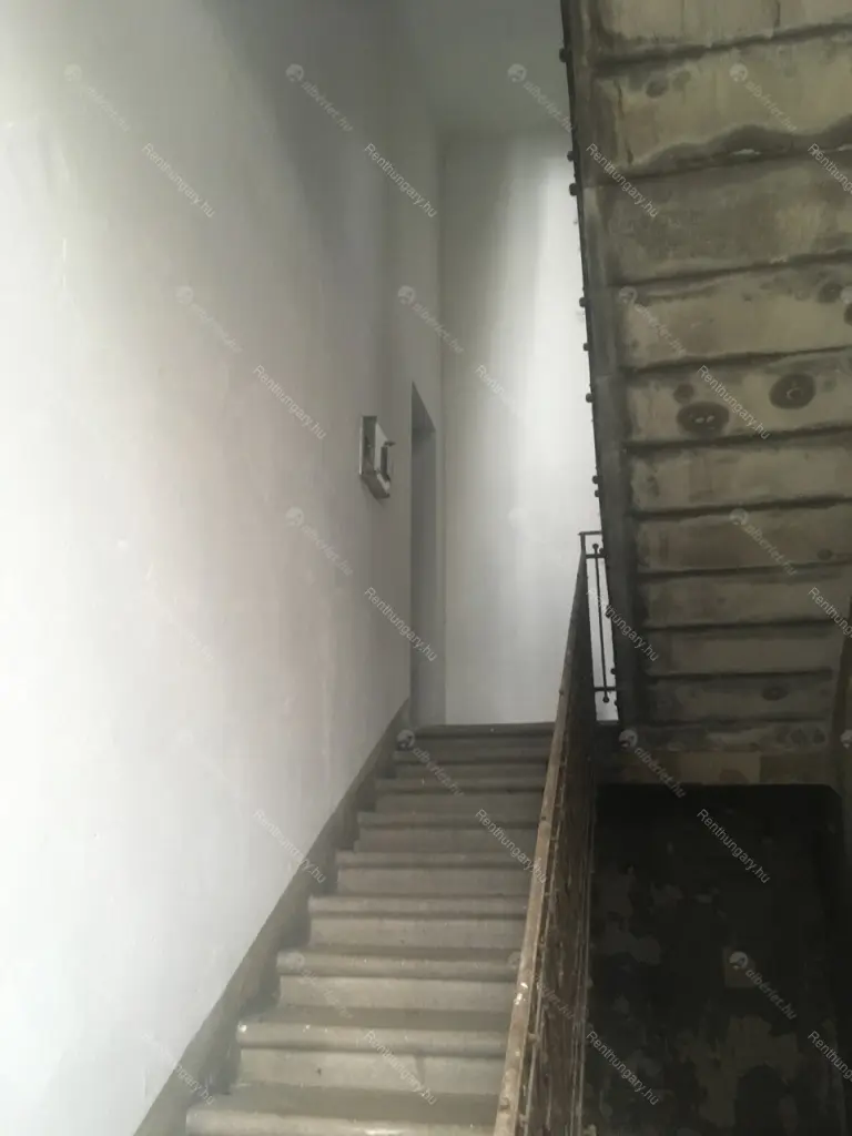 Kiadó albérlet 195000 Ft/hó áron: Budapest, VI. kerület  Rózsa utca. Mérete: 27 nm, 1 szobás | Alberlet.hu - 6667474