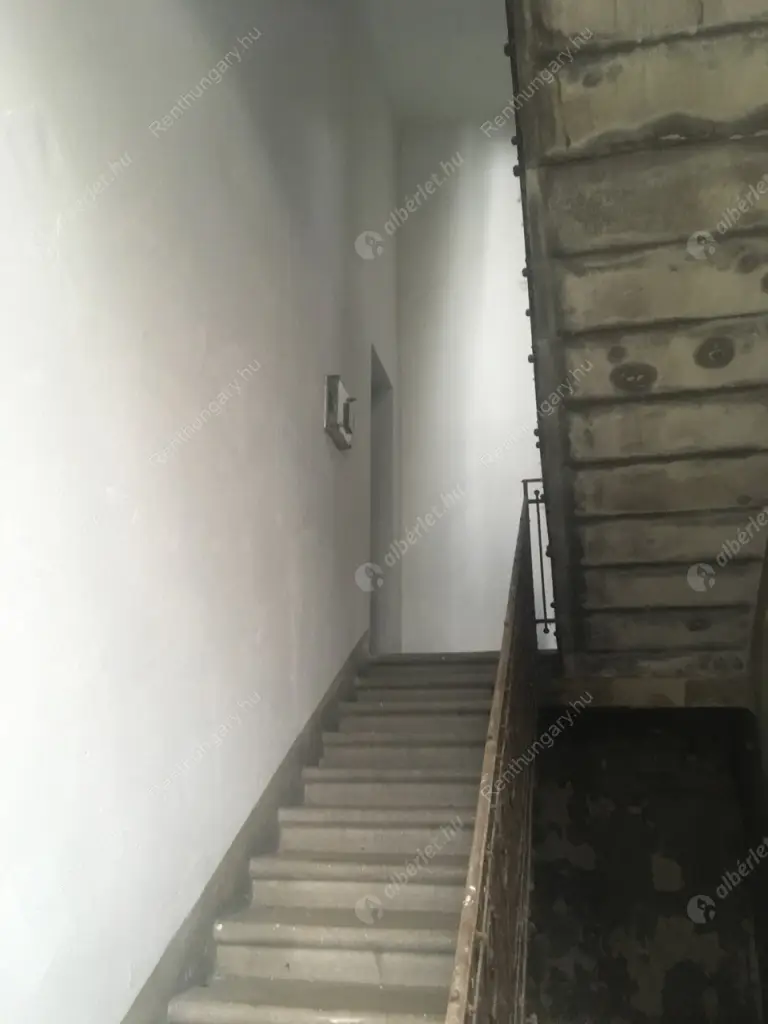 Kiadó albérlet 199000 Ft/hó áron: Budapest, VI. kerület  Rózsa utca. Mérete: 30 nm, 1 szobás | Alberlet.hu - 6633128