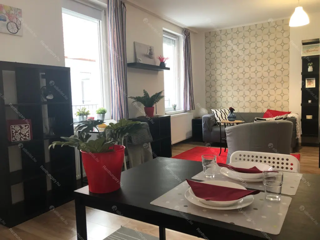 Kiadó albérlet 240000 Ft/hó áron: Budapest, VI. kerület  Rózsa utca. Mérete: 33 nm, 1 szobás | Alberlet.hu - 6045367