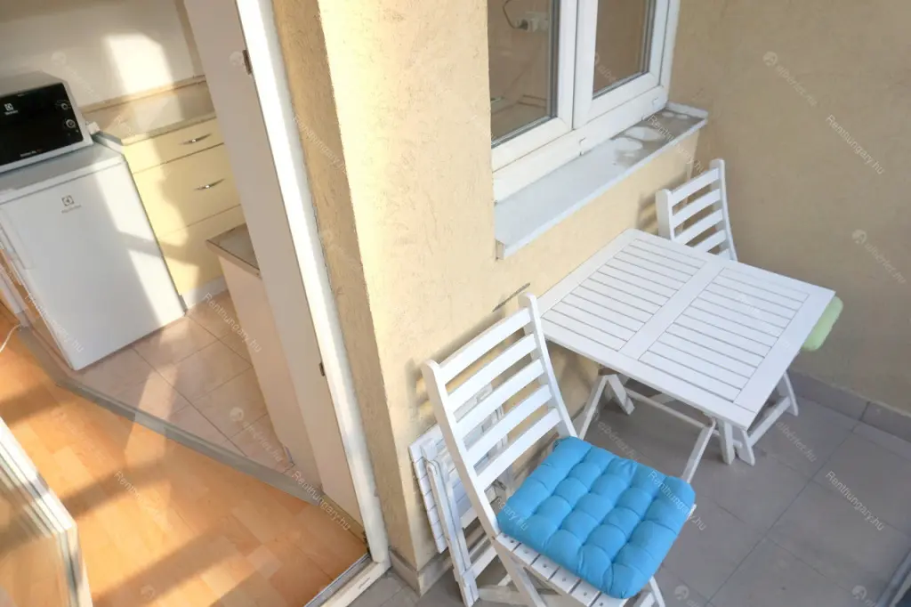 Kiadó albérlet 240000 Ft/hó áron: Budapest, VI. kerület  Rózsa utca. Mérete: 38 nm, 1 szobás | Alberlet.hu - 6485500