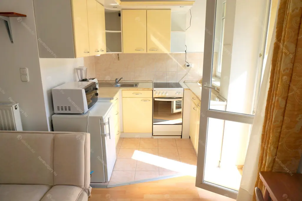 Kiadó albérlet 240000 Ft/hó áron: Budapest, VI. kerület  Rózsa utca. Mérete: 38 nm, 1 szobás | Alberlet.hu - 6485506