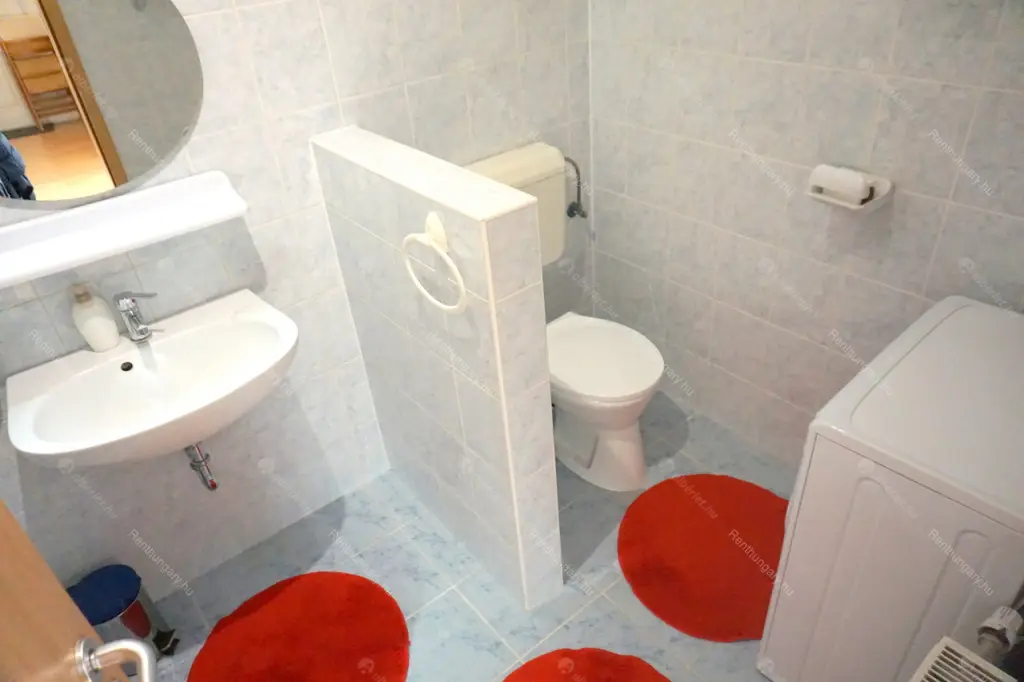 Kiadó albérlet 225000 Ft/hó áron: Budapest, VI. kerület  Rózsa utca. Mérete: 38 nm, 1 szobás | Alberlet.hu - 6678827