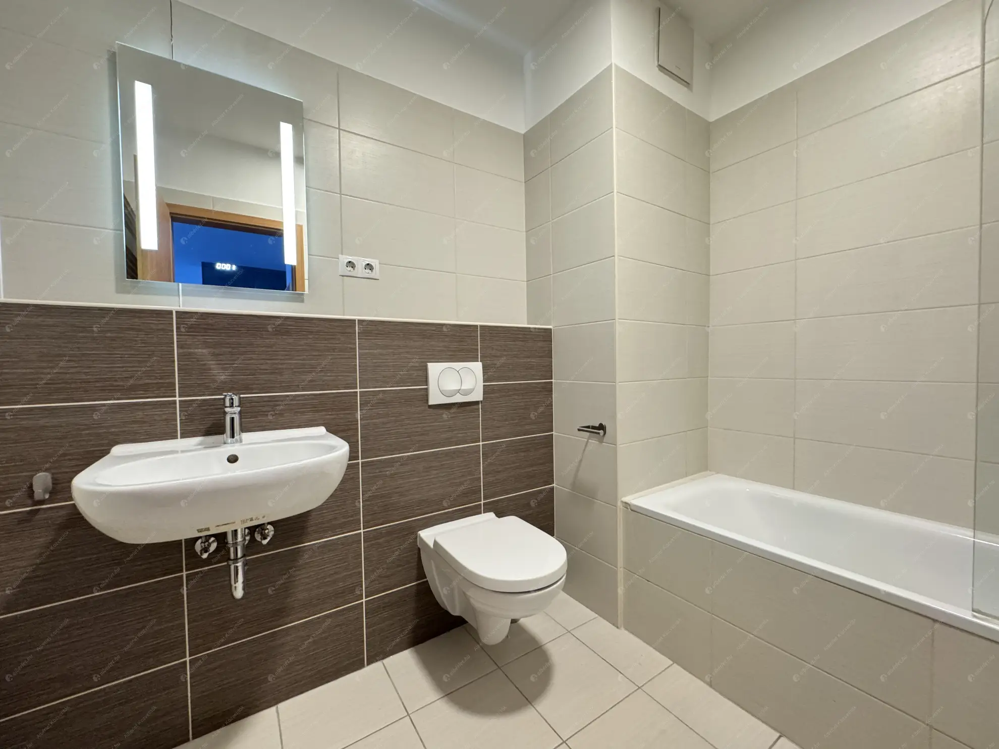 Kiadó albérlet 310000 Ft/hó áron: Budapest, VI. kerület  Rózsa utca. Mérete: 48 nm, 2 szobás | Alberlet.hu - 6591826