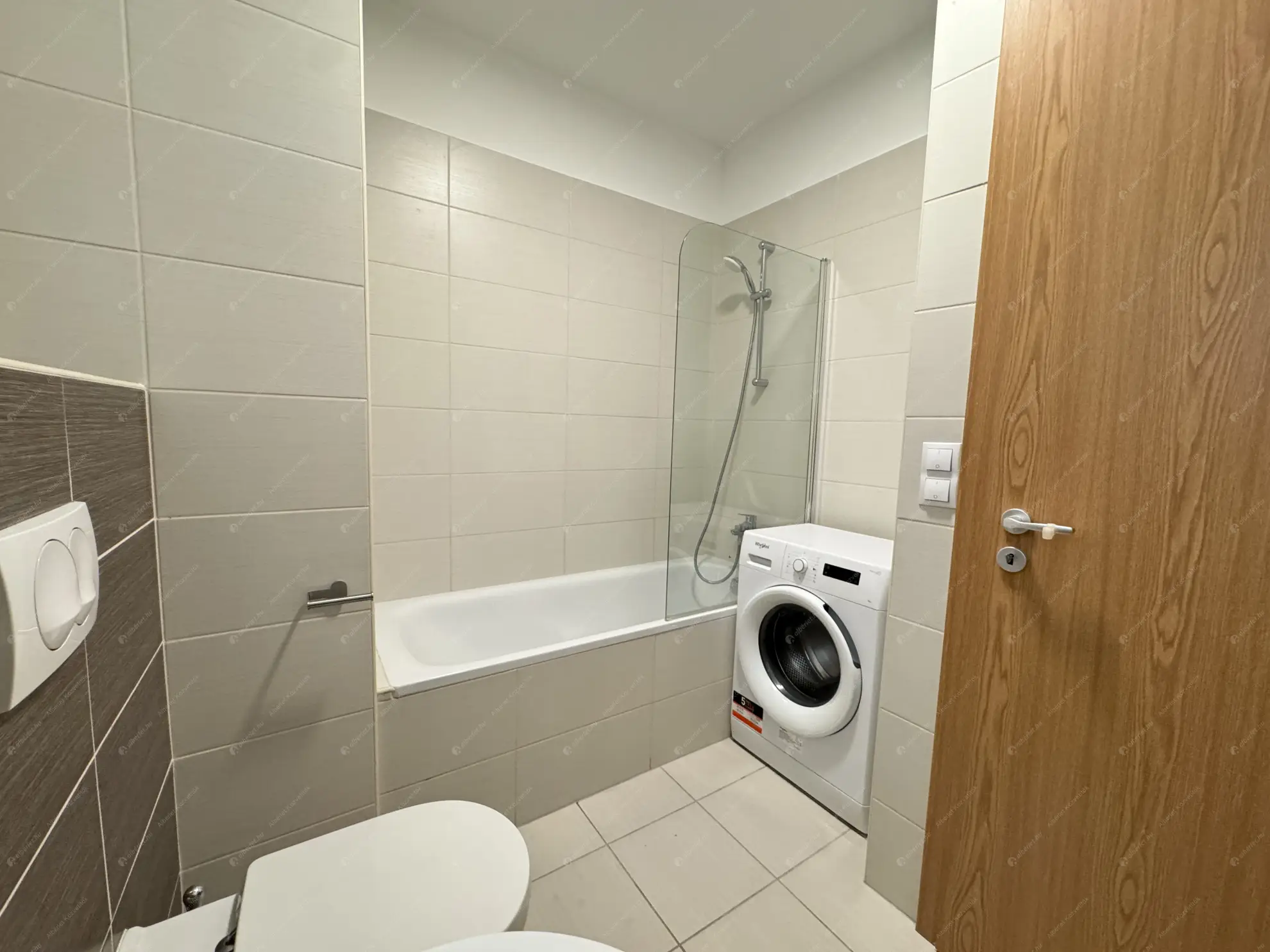 Kiadó albérlet 310000 Ft/hó áron: Budapest, VI. kerület  Rózsa utca. Mérete: 48 nm, 2 szobás | Alberlet.hu - 6591827