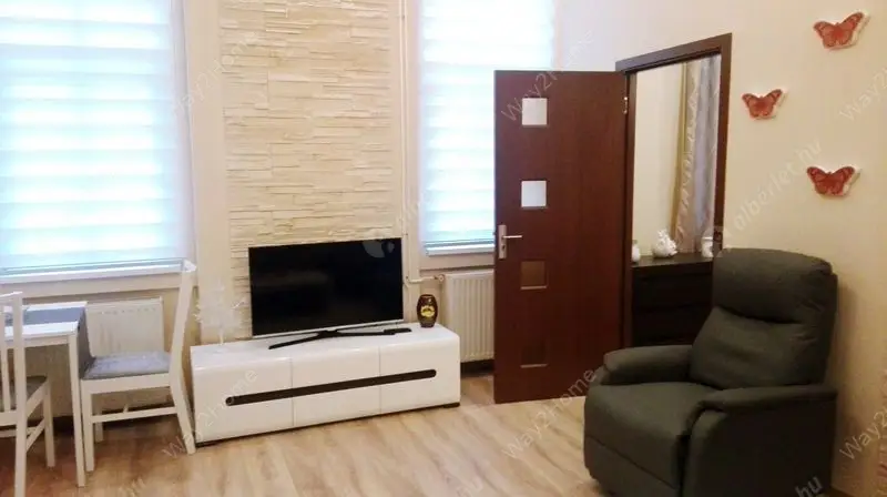 Kiadó albérlet 300000 Ft/hó áron: Budapest, VI. kerület  Rózsa utca. Mérete: 53 nm, 2 szobás | Alberlet.hu - 6627833