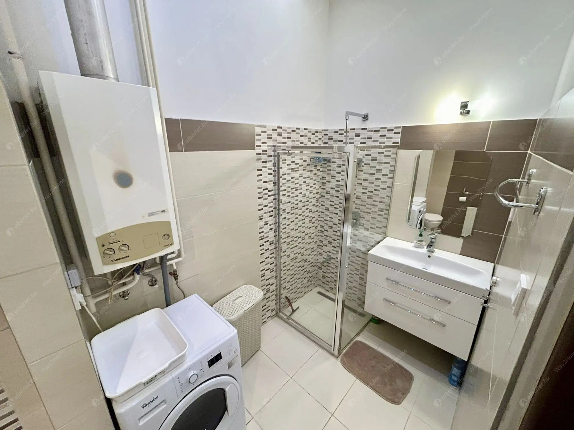 Kiadó albérlet 270000 Ft/hó áron: Budapest, VI. kerület  Rózsa utca. Mérete: 53 nm, 2 szobás | Alberlet.hu - 6630857