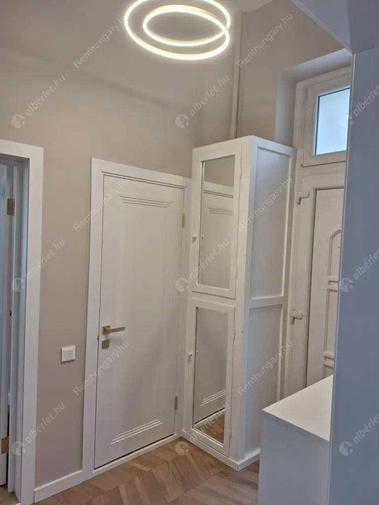 Kiadó albérlet 450000 Ft/hó áron: Budapest, VI. kerület  Rózsa utca. Mérete: 65 nm, 3 szobás | Alberlet.hu - 6528701