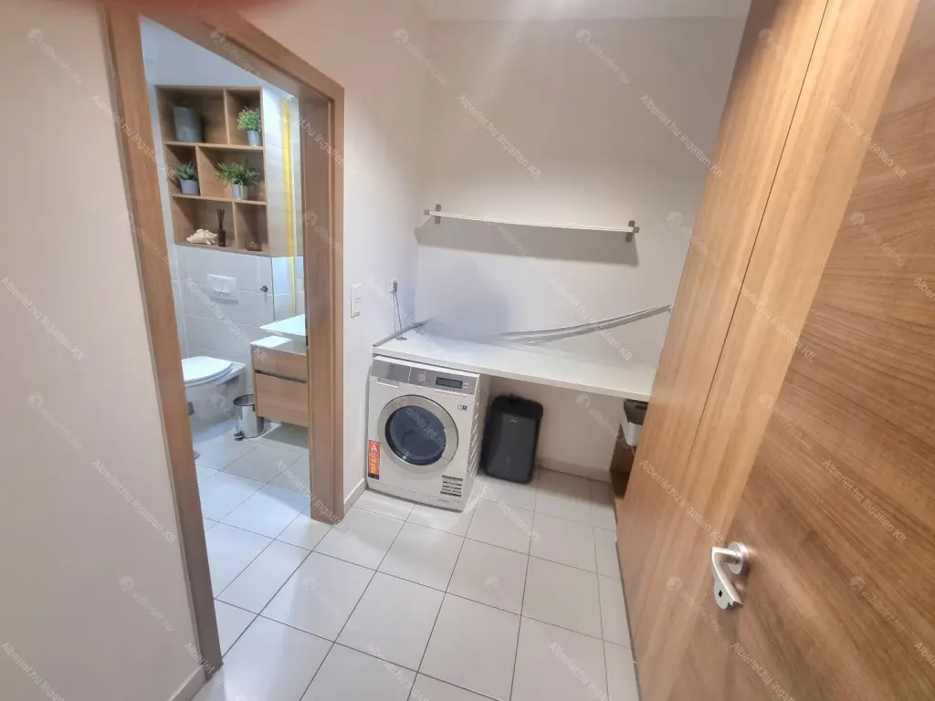 Kiadó albérlet 580000 Ft/hó áron: Budapest, VI. kerület  Rózsa utca. Mérete: 65 nm, 3 szobás | Alberlet.hu - 6692242