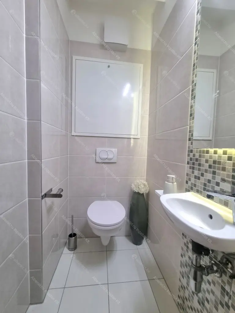 Kiadó albérlet 580000 Ft/hó áron: Budapest, VI. kerület  Rózsa utca. Mérete: 65 nm, 3 szobás | Alberlet.hu - 6692247