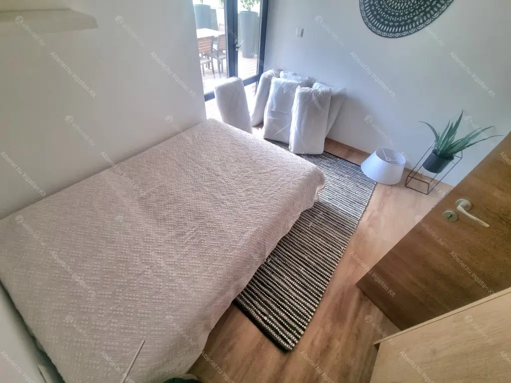 Kiadó albérlet 580000 Ft/hó áron: Budapest, VI. kerület  Rózsa utca. Mérete: 65 nm, 3 szobás | Alberlet.hu - 6692248