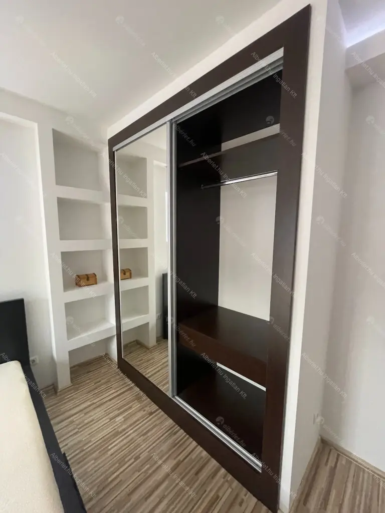 Kiadó albérlet 330000 Ft/hó áron: Budapest, VI. kerület  Rózsa utca. Mérete: 70 nm, 2 szobás | Alberlet.hu - 6663933