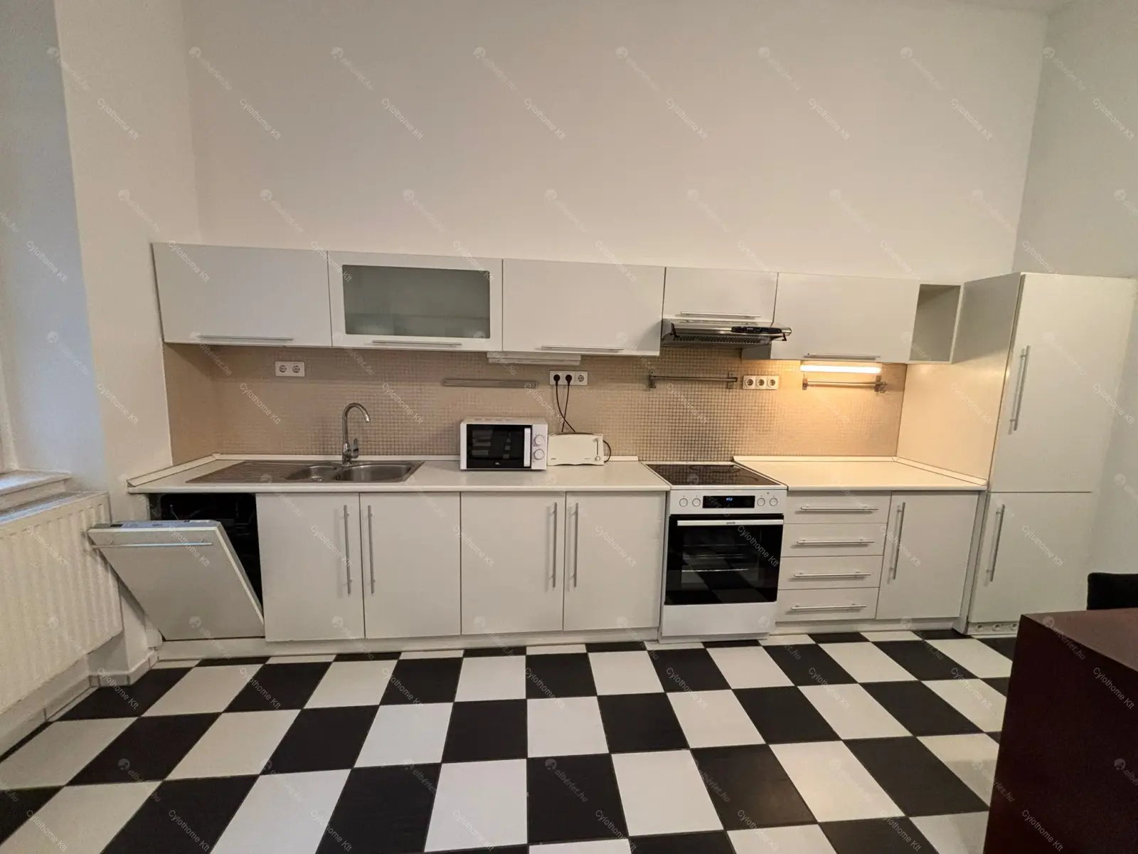 Kiadó albérlet 350000 Ft/hó áron: Budapest, VI. kerület  Rózsa utca. Mérete: 78 nm, 2 szobás | Alberlet.hu - 6650080