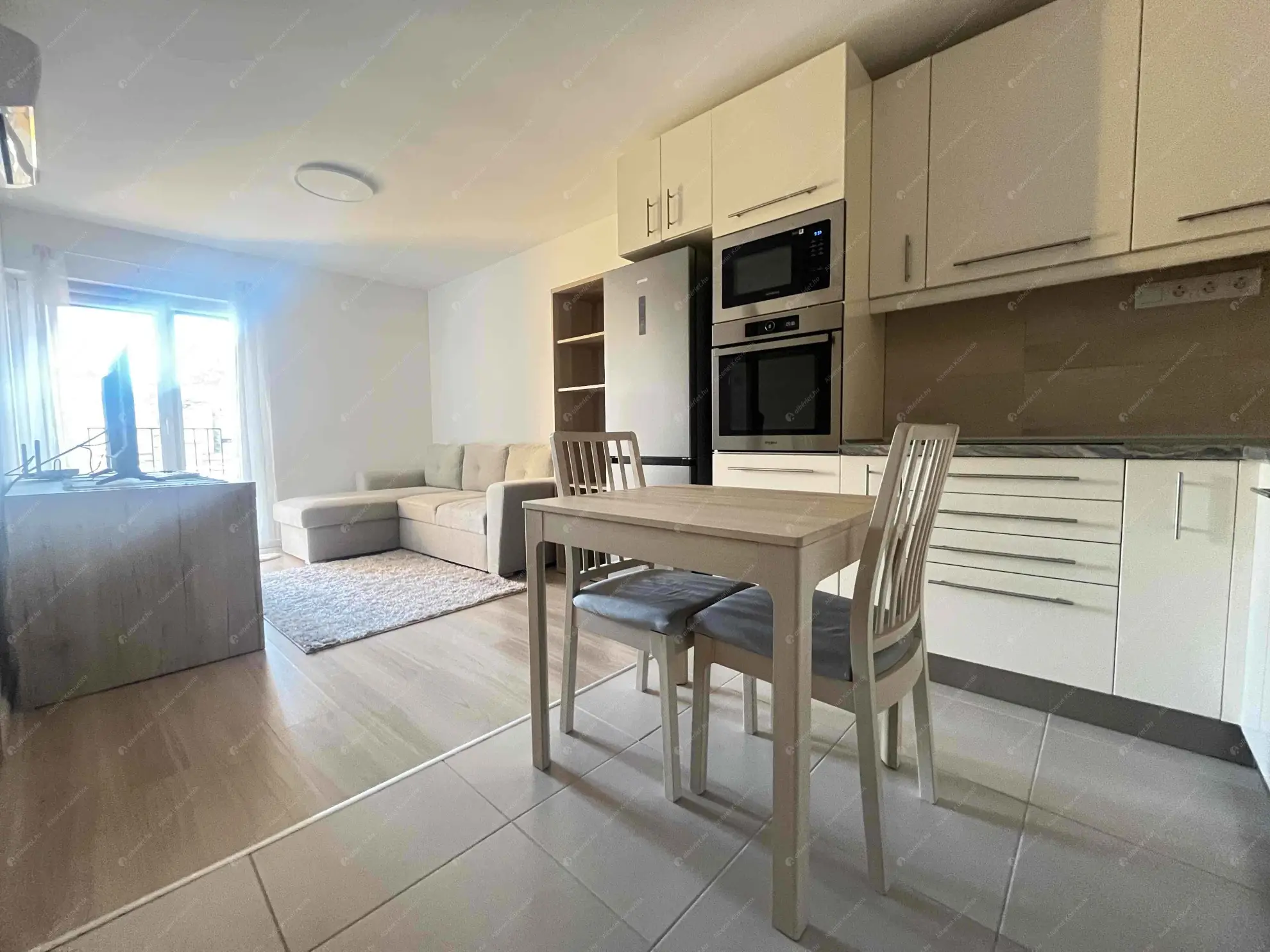 Kiadó albérlet 235000 Ft/hó áron: Budapest, VI. kerület  Székely Bertalan utca. Mérete: 35 nm, 2 szobás | Alberlet.hu - 6552720