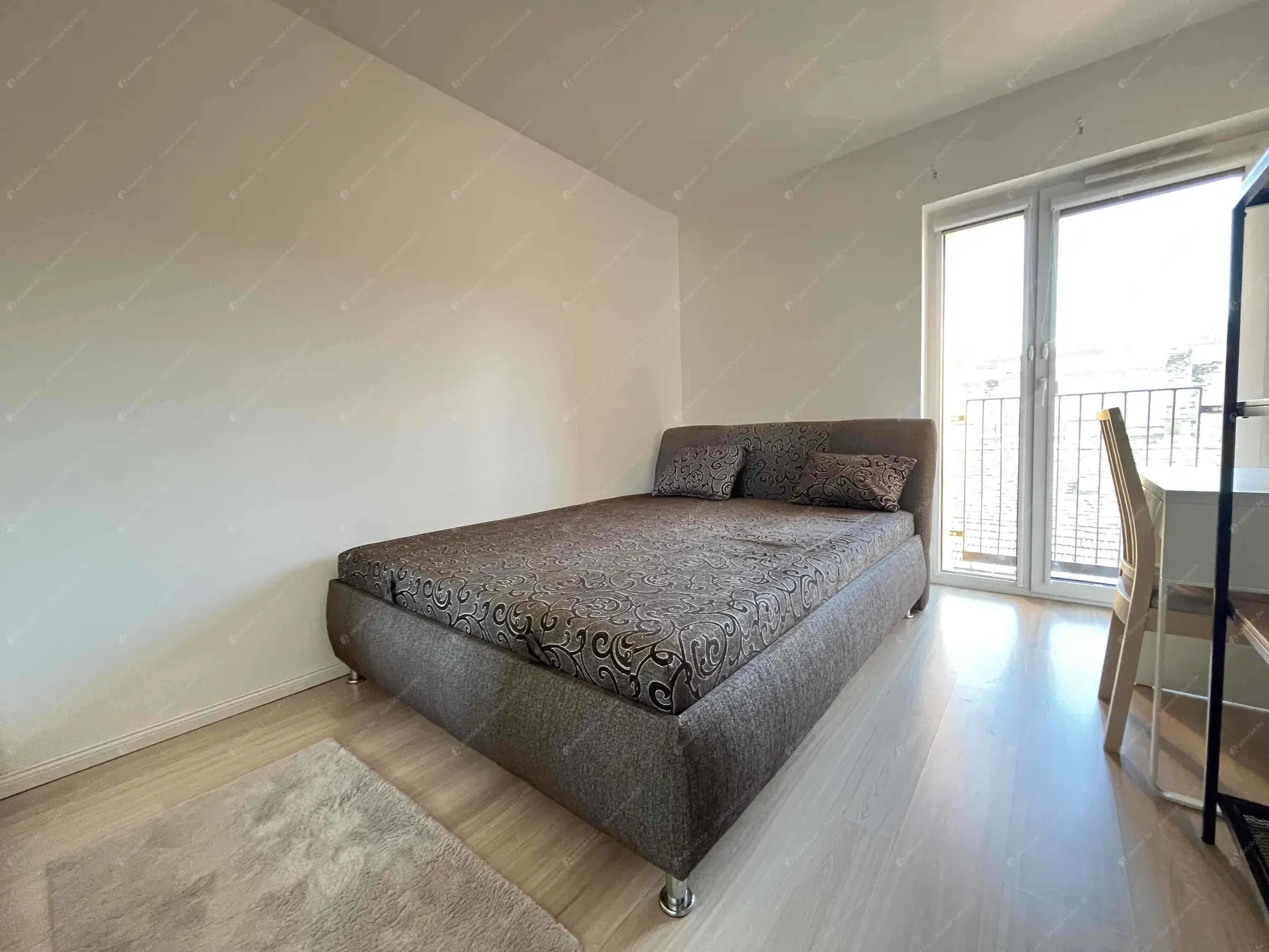 Kiadó albérlet 235000 Ft/hó áron: Budapest, VI. kerület  Székely Bertalan utca. Mérete: 35 nm, 2 szobás | Alberlet.hu - 6552725