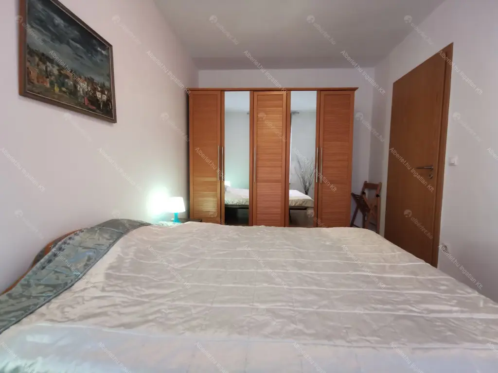 Kiadó albérlet 290000 Ft/hó áron: Budapest, VI. kerület  Székely Mihály utca. Mérete: 42 nm, 2 szobás | Alberlet.hu - 6698474