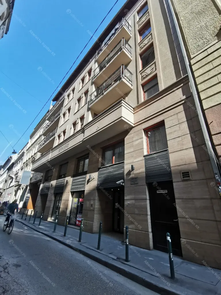 Kiadó albérlet 290000 Ft/hó áron: Budapest, VI. kerület  Székely Mihály utca. Mérete: 42 nm, 2 szobás | Alberlet.hu - 6698483