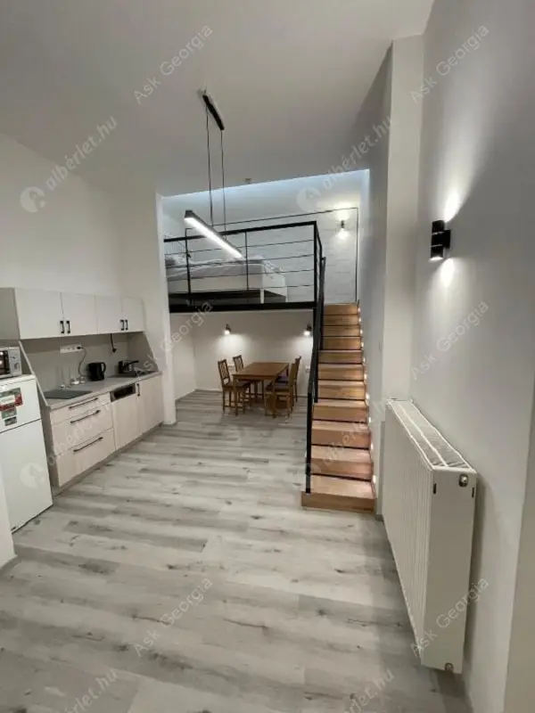 Kiadó albérlet 250000 Ft/hó áron: Budapest, VI. kerület  Székely Mihály utca. Mérete: 45 nm, 1 szobás | Alberlet.hu - 6627423