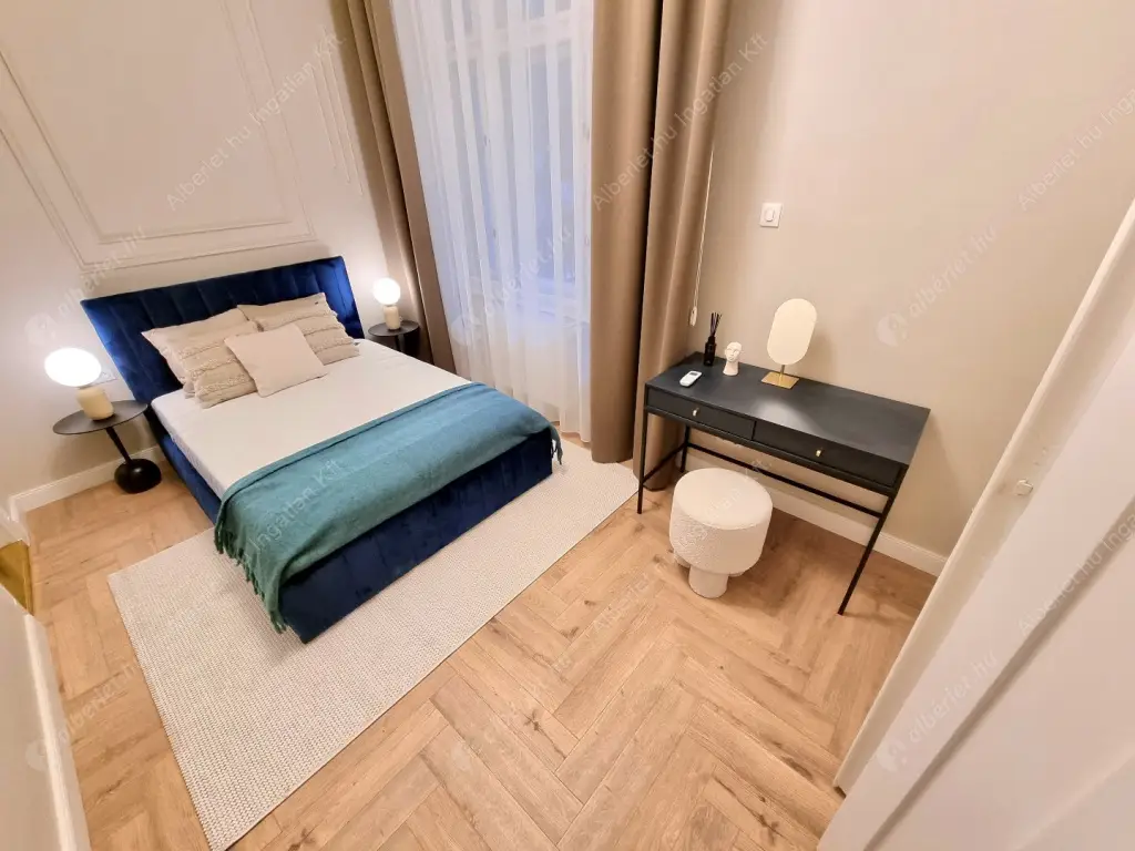 Kiadó albérlet 620000 Ft/hó áron: Budapest, VI. kerület  Székely Mihály utca. Mérete: 90 nm, 3 szobás | Alberlet.hu - 6634809