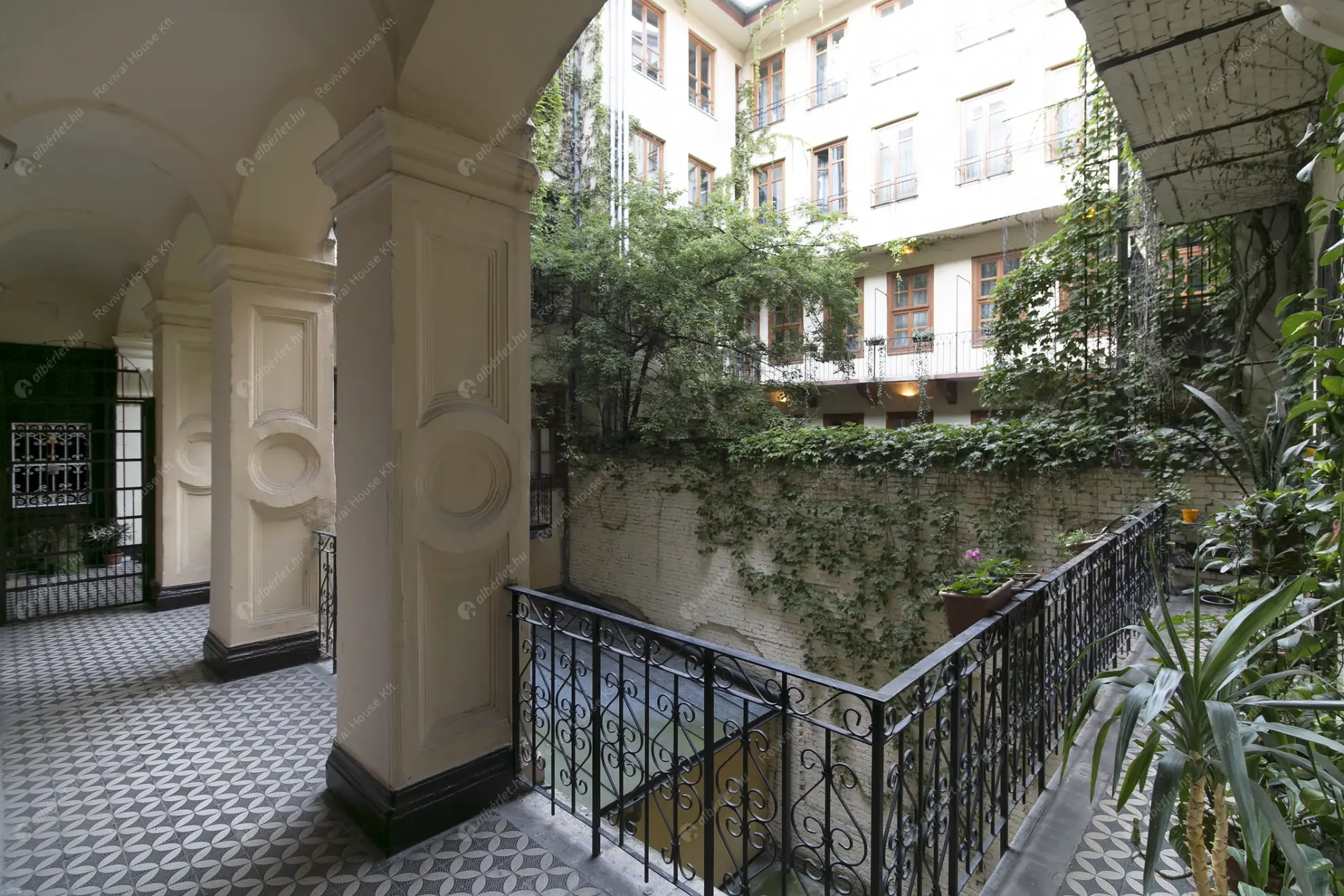 Kiadó albérlet 490000 Ft/hó áron: Budapest, VI. kerület  Székely Mihály utca. Mérete: 90 nm, 4 szobás | Alberlet.hu - 6612335