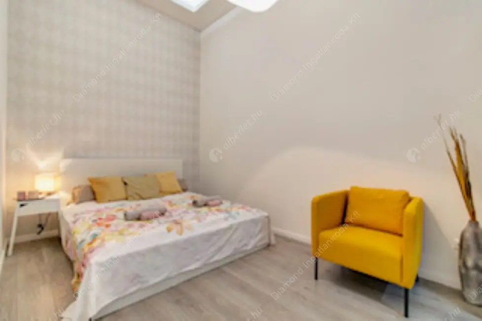 Kiadó albérlet 490000 Ft/hó áron: Budapest, VI. kerület  Székely Mihály utca. Mérete: 90 nm, 3 szobás | Alberlet.hu - 6625551