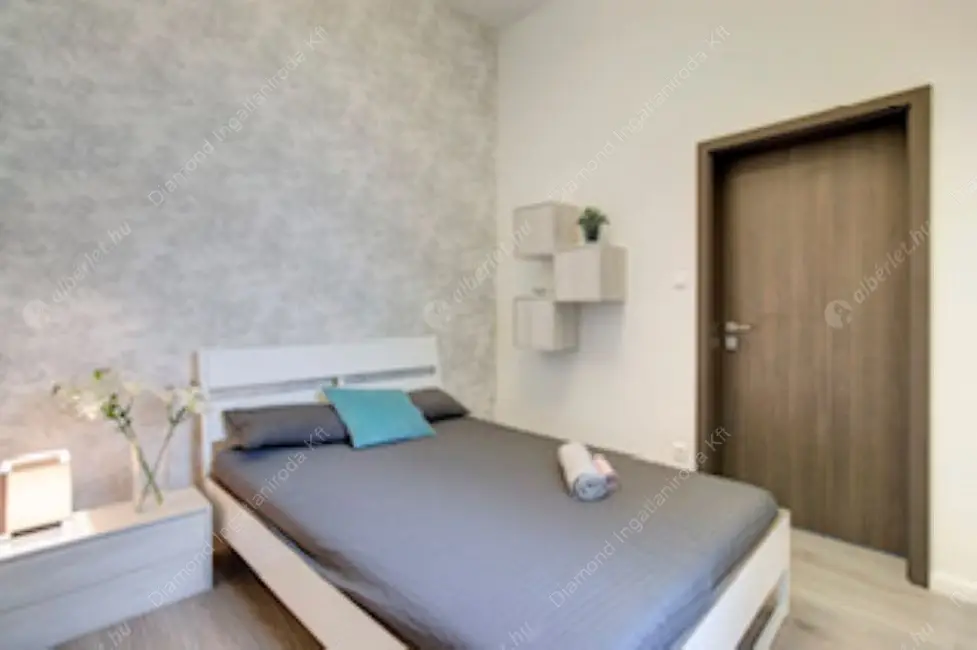 Kiadó albérlet 490000 Ft/hó áron: Budapest, VI. kerület  Székely Mihály utca. Mérete: 90 nm, 3 szobás | Alberlet.hu - 6625556