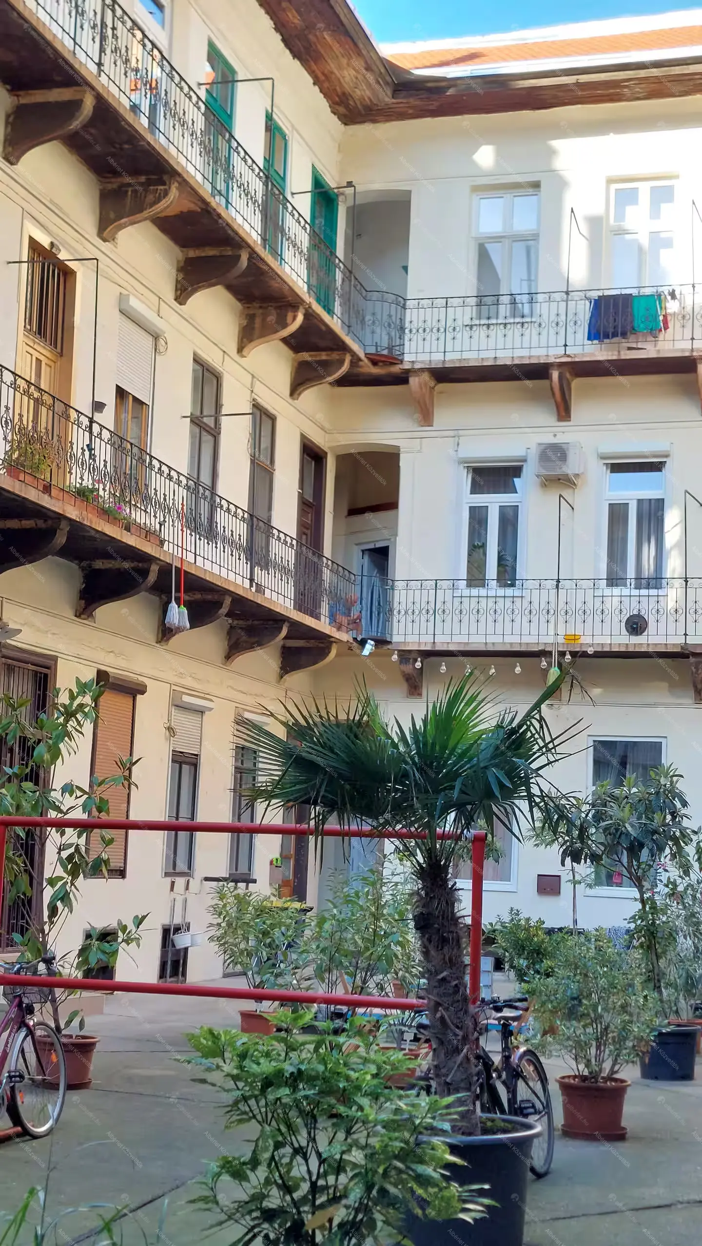 Kiadó albérlet 330000 Ft/hó áron: Budapest, VI. kerület  Szinyei Merse utca. Mérete: 47 nm, 2 szobás | Alberlet.hu - 6659993