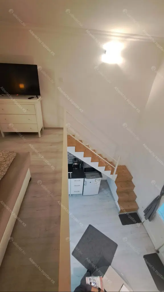 Kiadó albérlet 190000 Ft/hó áron: Budapest, VI. kerület  Szív utca. Mérete: 23 nm, 1 szobás | Alberlet.hu - 6660007