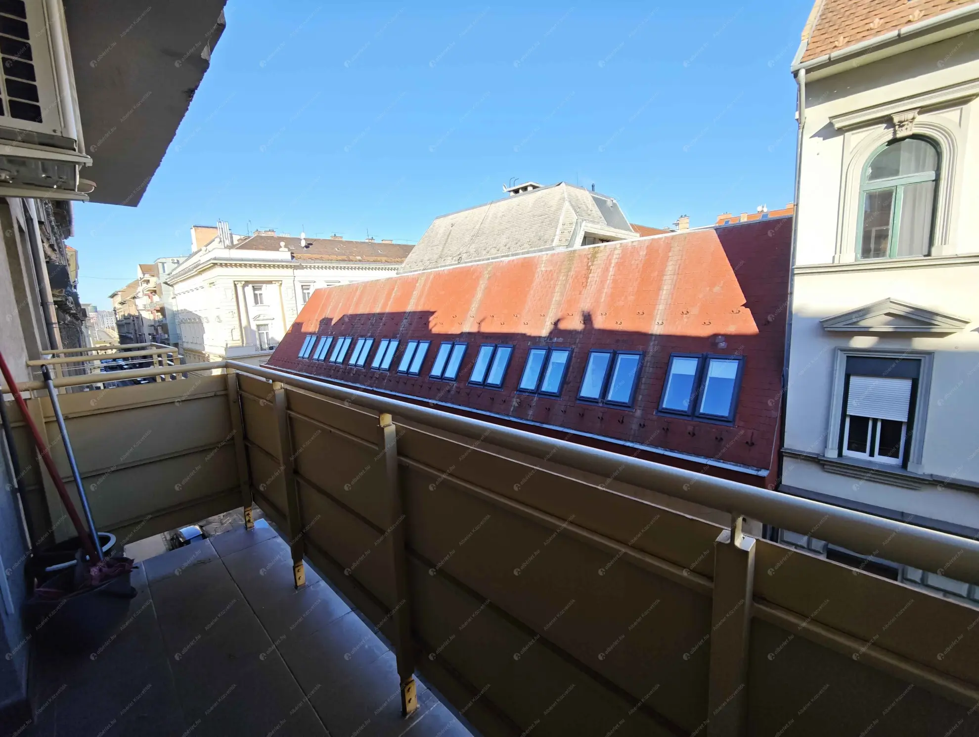 Kiadó albérlet 250000 Ft/hó áron: Budapest, VI. kerület  Szív utca. Mérete: 41 nm, 1 szobás | Alberlet.hu - 6636656