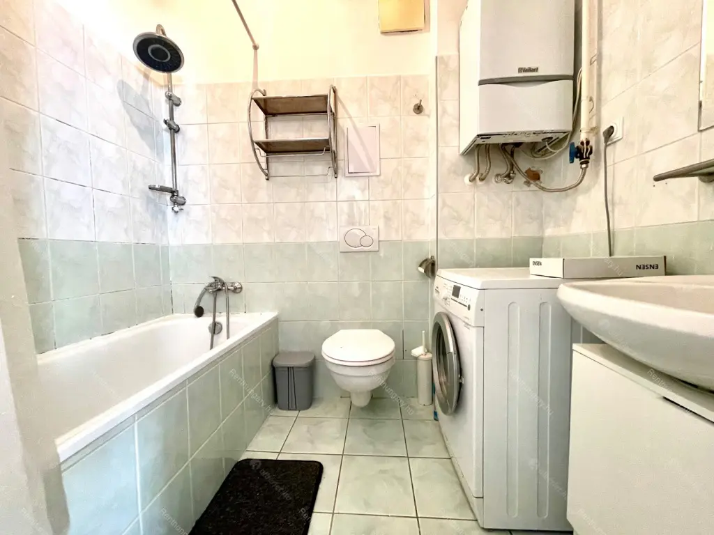 Kiadó albérlet 230000 Ft/hó áron: Budapest, VI. kerület  Szív utca. Mérete: 49 nm, 2 szobás | Alberlet.hu - 6704792