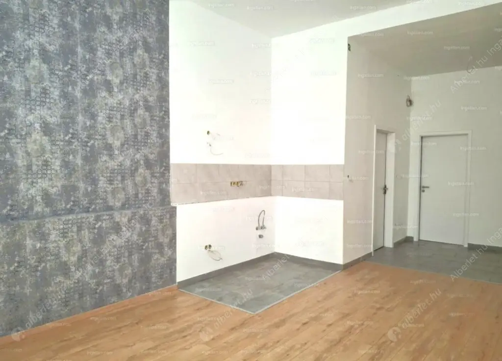 Kiadó albérlet 320000 Ft/hó áron: Budapest, VI. kerület  Szív utca. Mérete: 60 nm, 2 szobás | Alberlet.hu - 6610531