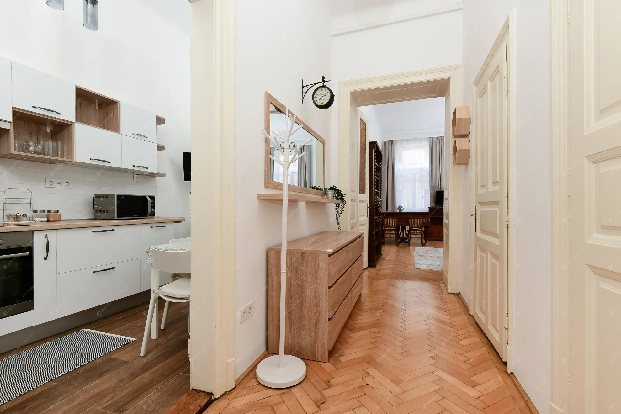 Kiadó albérlet 270000 Ft/hó áron: Budapest, VI. kerület  Szív utca. Mérete: 65 nm, 2 szobás | Alberlet.hu - 6575539