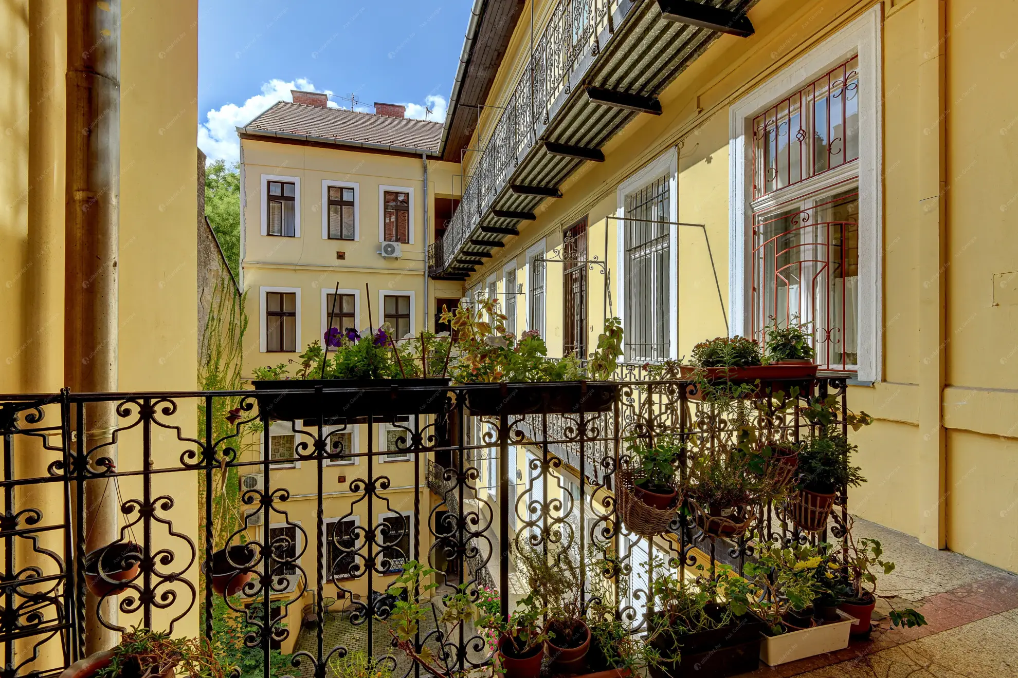 Kiadó albérlet 270000 Ft/hó áron: Budapest, VI. kerület  Szív utca. Mérete: 65 nm, 2 szobás | Alberlet.hu - 6575556