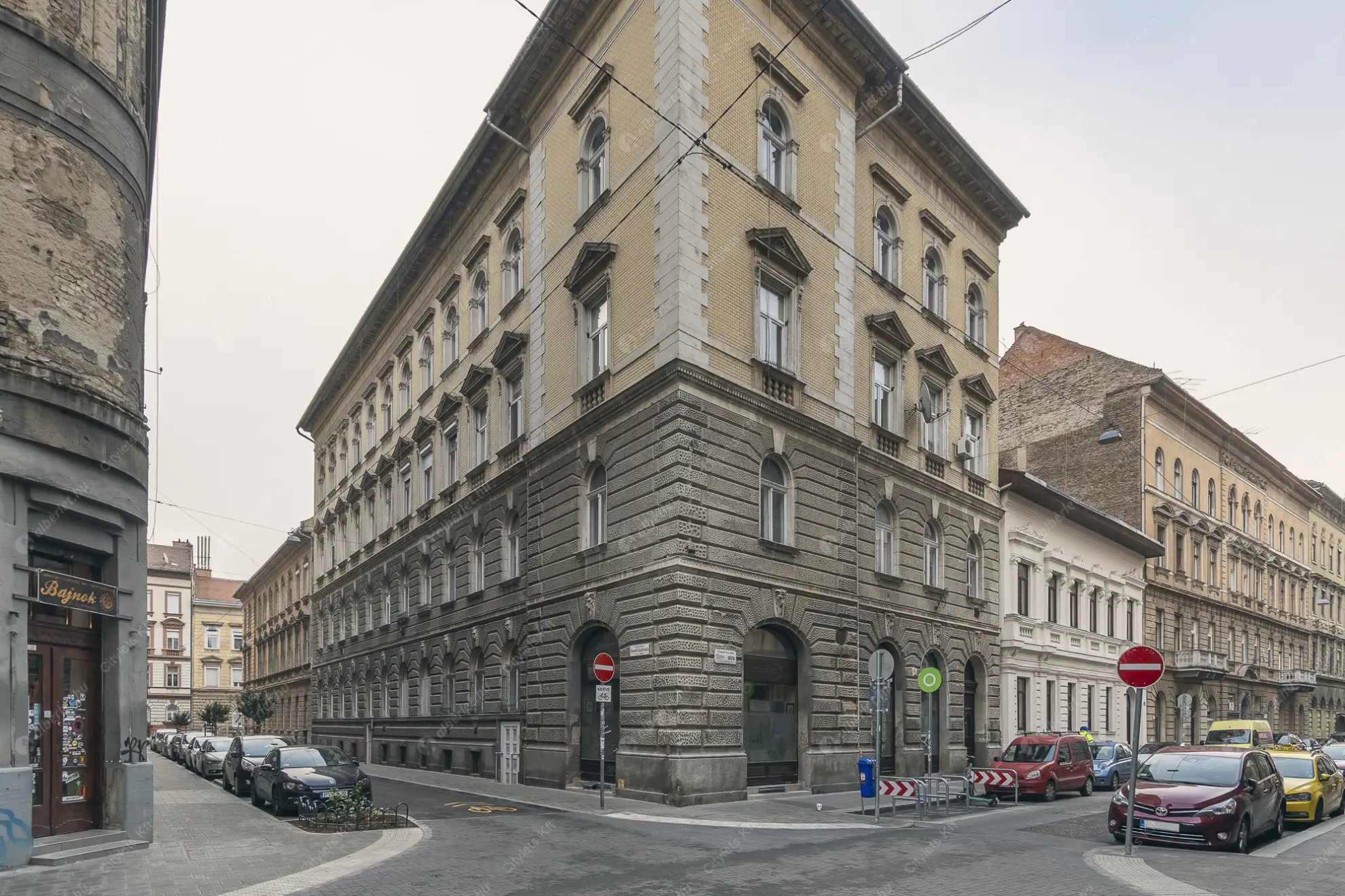 Kiadó albérlet 320000 Ft/hó áron: Budapest, VI. kerület  Szív utca. Mérete: 65 nm, 3 szobás | Alberlet.hu - 6603814