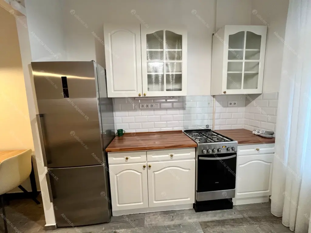 Kiadó albérlet 300000 Ft/hó áron: Budapest, VI. kerület  Szív utca. Mérete: 71 nm, 2 szobás | Alberlet.hu - 6683906