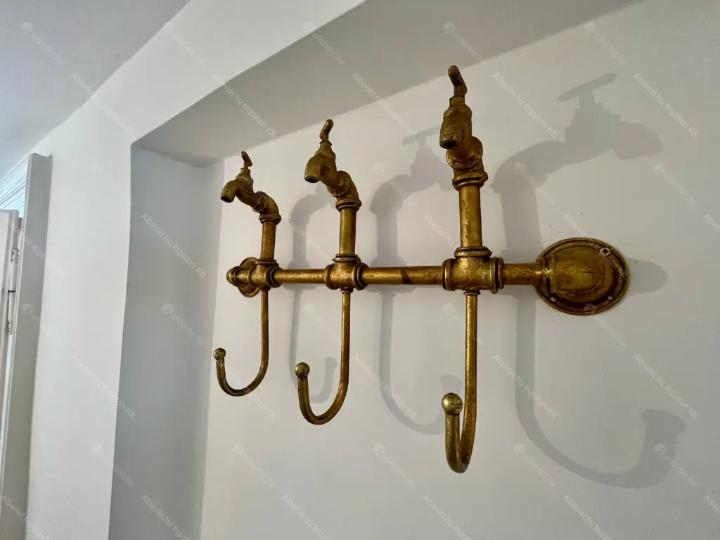 Kiadó albérlet 300000 Ft/hó áron: Budapest, VI. kerület  Szív utca. Mérete: 71 nm, 2 szobás | Alberlet.hu - 6683908