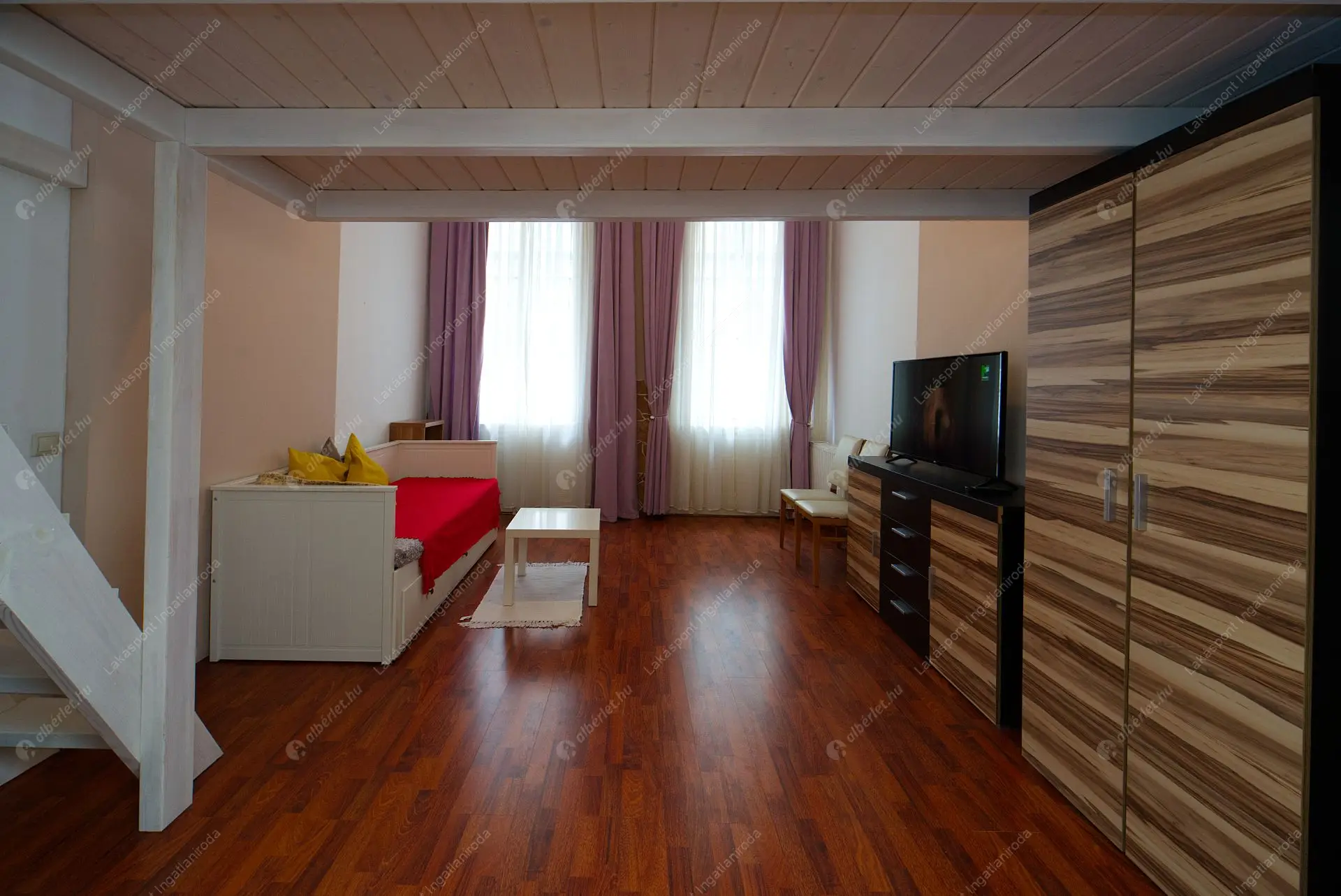 Kiadó albérlet 270000 Ft/hó áron: Budapest, VI. kerület  Szófia utca. Mérete: 55 nm, 1 szobás | Alberlet.hu - 6621582