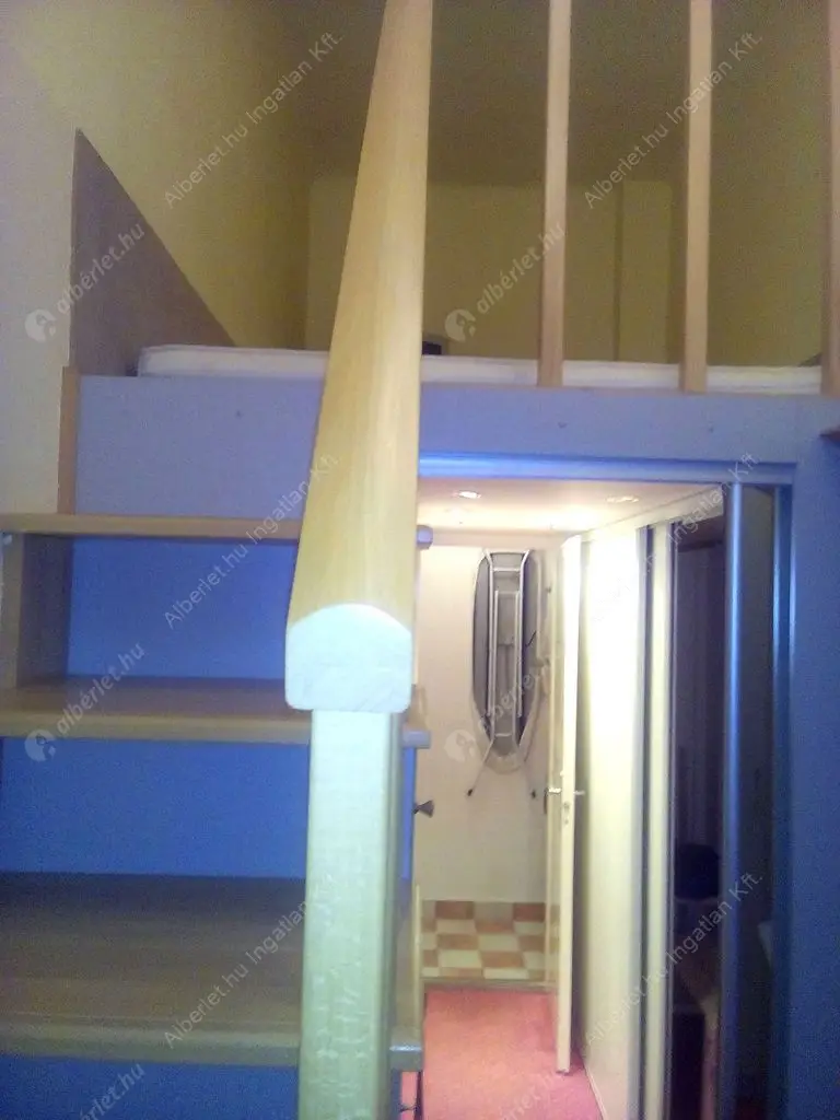 Kiadó albérlet 260000 Ft/hó áron: Budapest, VI. kerület  Szófia utca. Mérete: 57 nm, 1 szobás | Alberlet.hu - 6613449