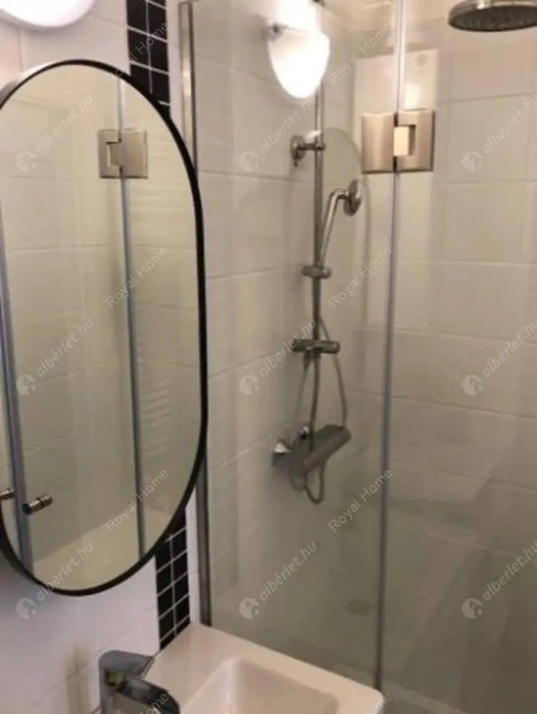 Kiadó albérlet 250000 Ft/hó áron: Budapest, VI. kerület  Szondi utca. Mérete: 34 nm, 1 szobás | Alberlet.hu - 5835534