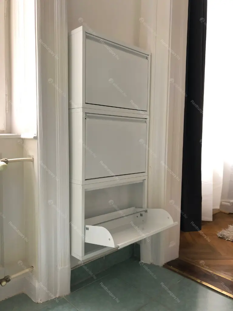 Kiadó albérlet 250000 Ft/hó áron: Budapest, VI. kerület  Szondi utca. Mérete: 34 nm, 1 szobás | Alberlet.hu - 6696645