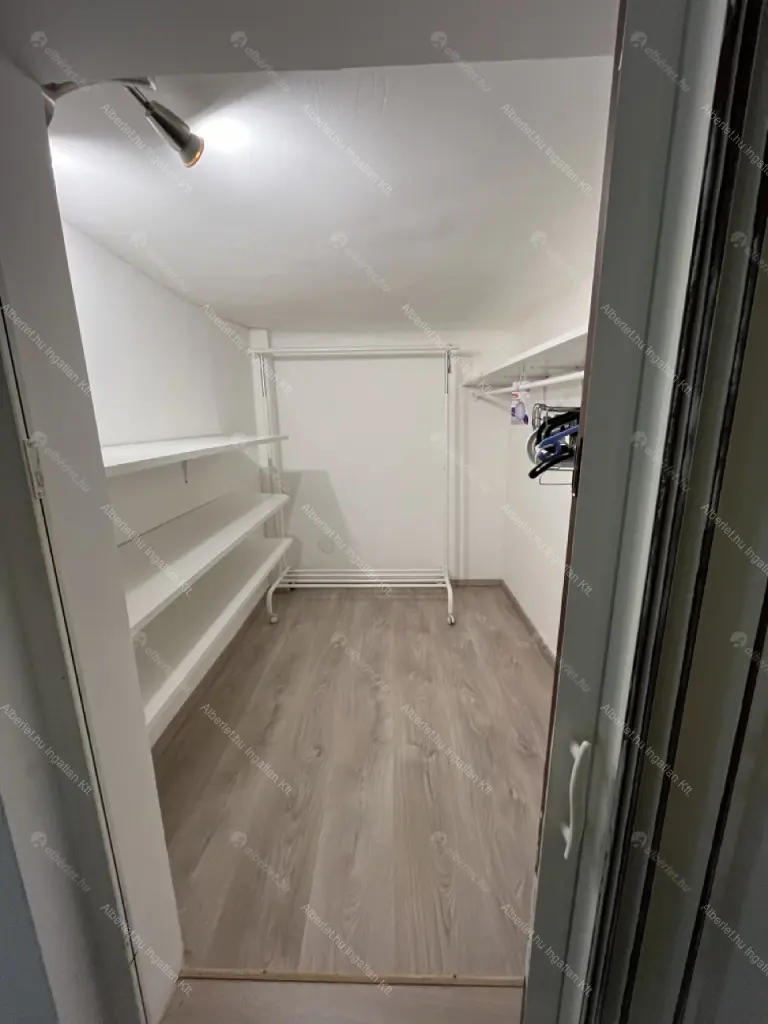 Kiadó albérlet 239000 Ft/hó áron: Budapest, VI. kerület  Szondi utca. Mérete: 38 nm, 1 szobás | Alberlet.hu - 6676582