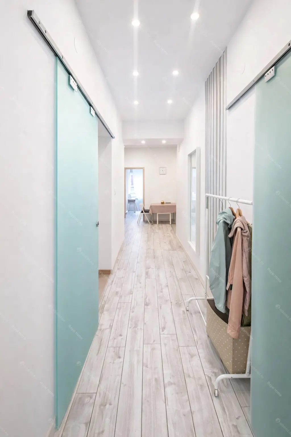 Kiadó albérlet 250000 Ft/hó áron: Budapest, VI. kerület  Szondi utca. Mérete: 40 nm, 1 szobás | Alberlet.hu - 6694508