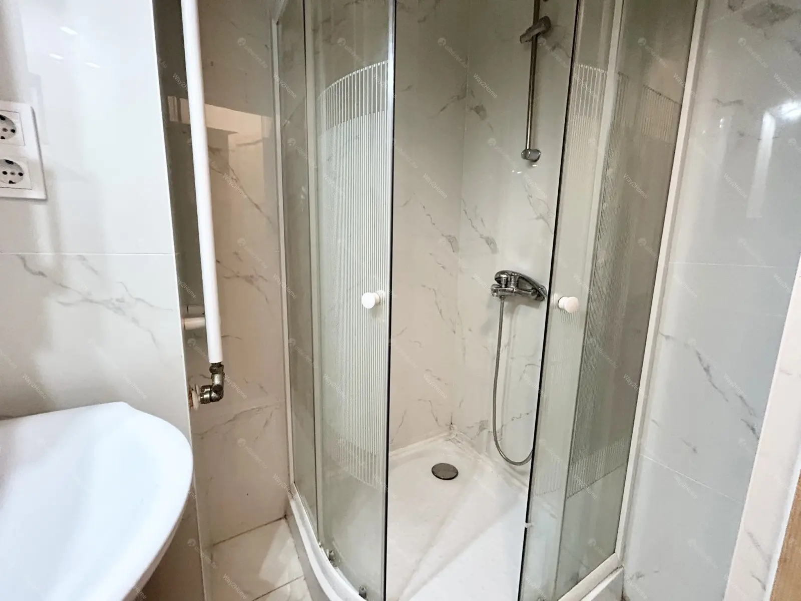 Kiadó albérlet 200000 Ft/hó áron: Budapest, VI. kerület  Szondi utca. Mérete: 42 nm, 1 szobás | Alberlet.hu - 6642041