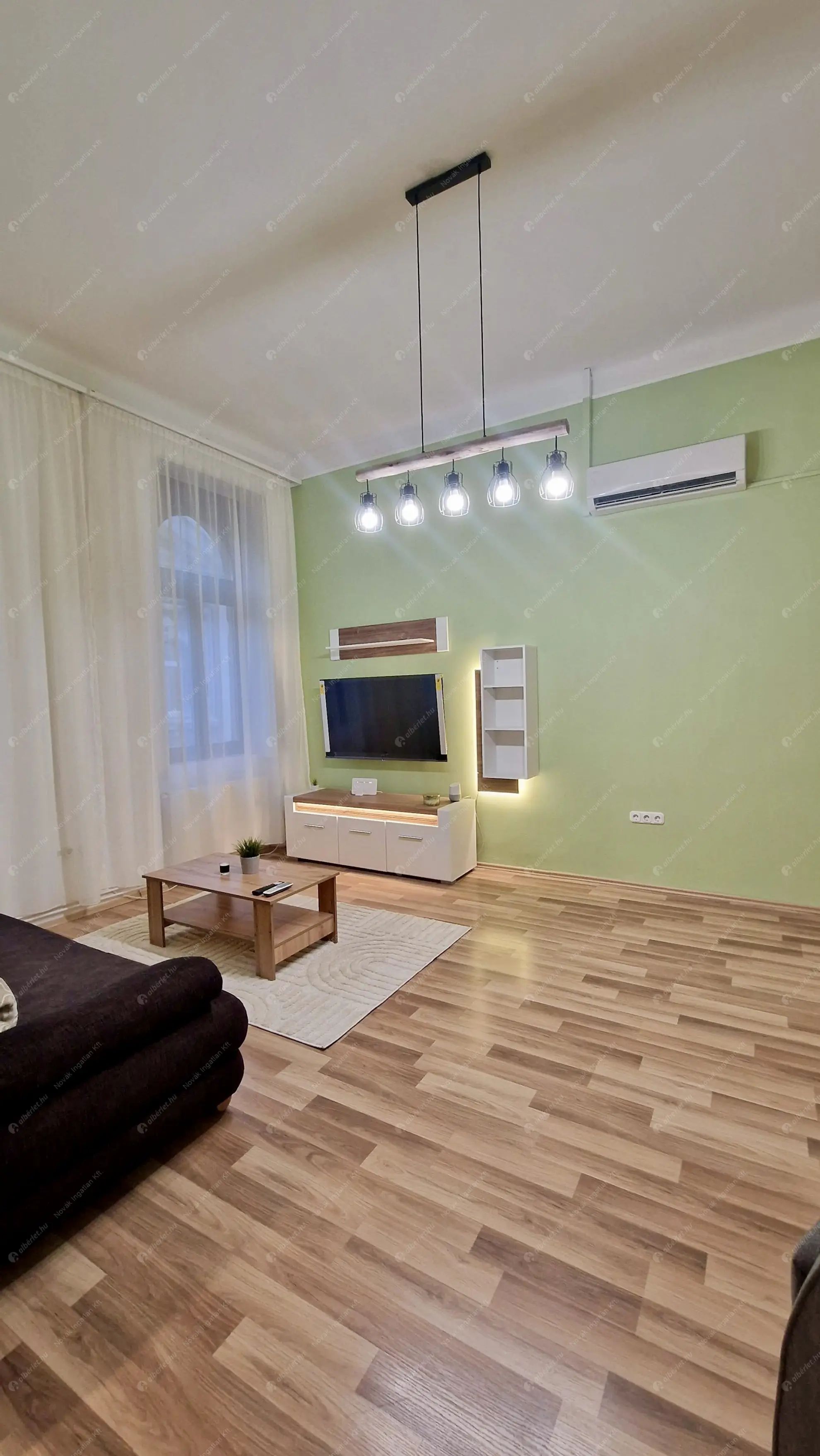 Kiadó albérlet 270000 Ft/hó áron: Budapest, VI. kerület  Szondi utca. Mérete: 55 nm, 2 szobás | Alberlet.hu - 6600550