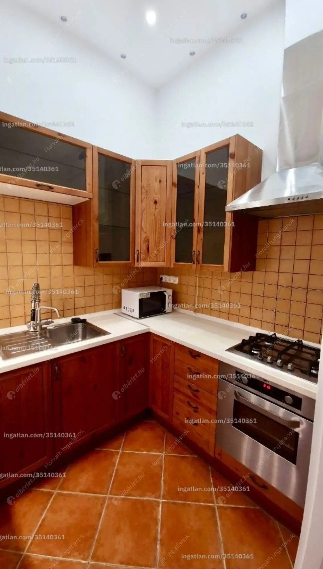 Kiadó albérlet 270000 Ft/hó áron: Budapest, VI. kerület  Szondi utca. Mérete: 55 nm, 2 szobás | Alberlet.hu - 6609034